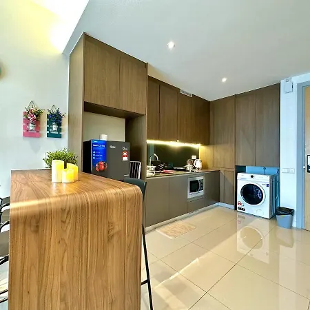 Grand Medini Residence @ Uha Nusajaya  Exterior photo