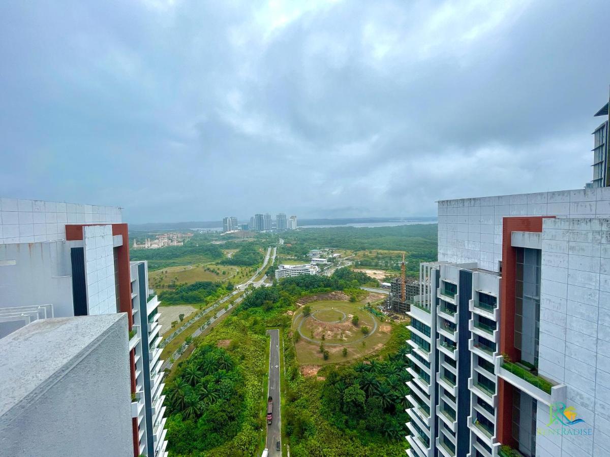 Apartment Grand Medini @ Uha