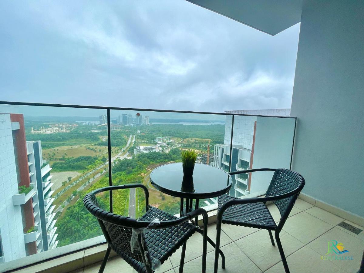 Grand Medini @ Uha Apartment