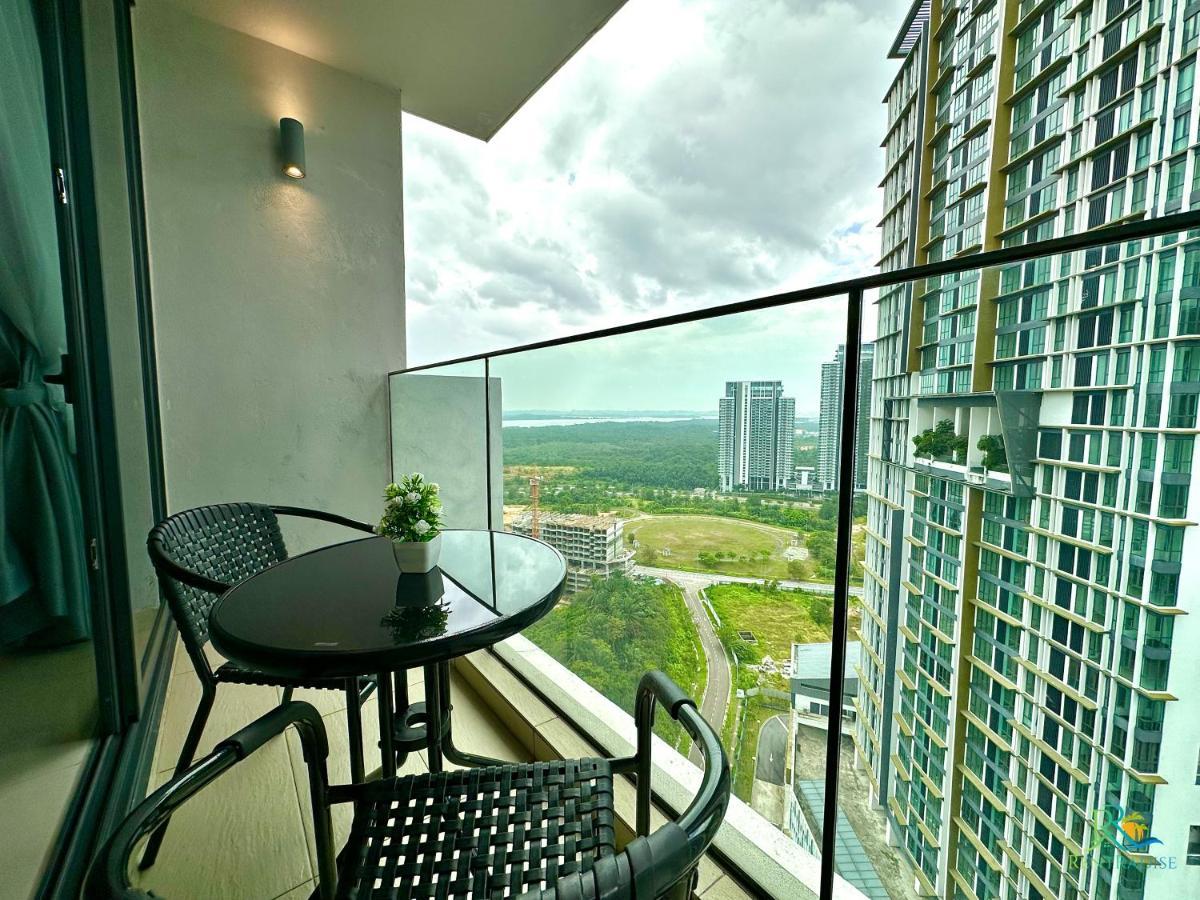 Grand Medini @ Uha Apartment